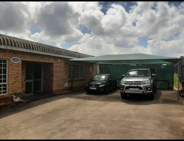 2,363M² FACTORY TO LET IN WESTMEAD